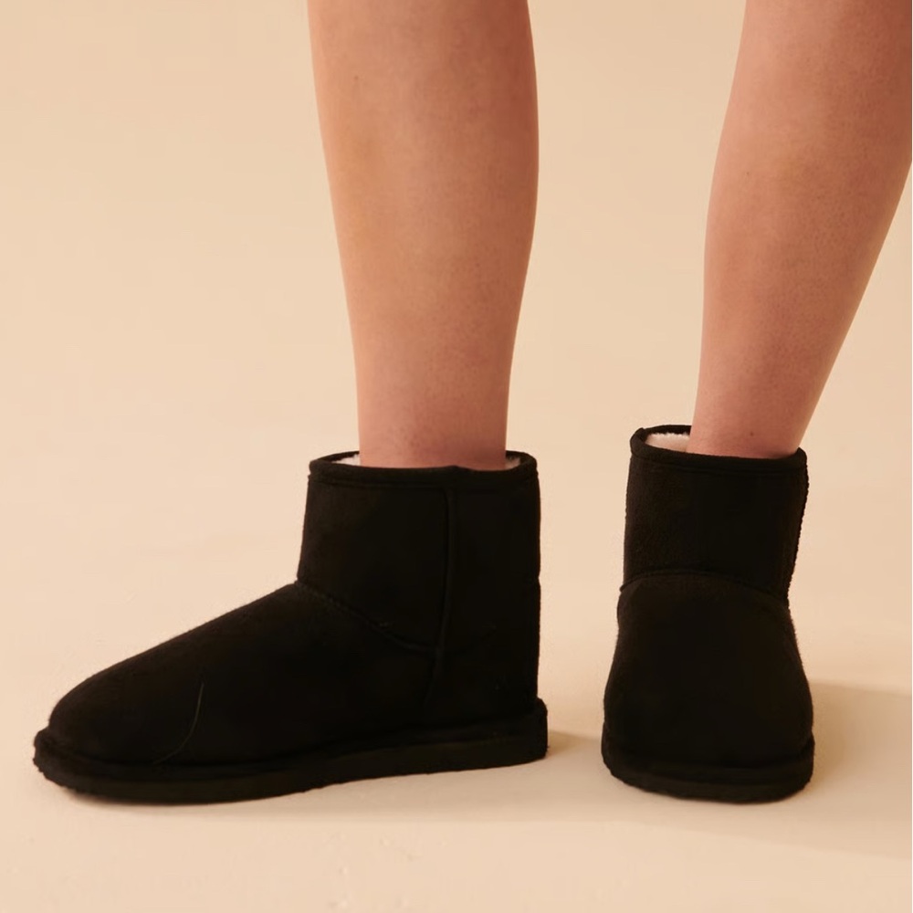 (🅼) Faux Suede Bootie Slippers - Black | 𝐥𝐚 𝐕𝐢𝐞 𝐞𝐧 𝐑𝐨𝐬𝐞